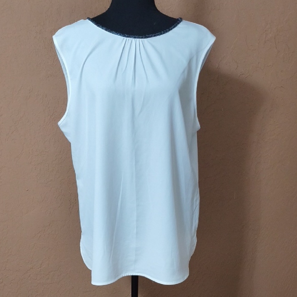Liz Claiborne White Pleated Tank Top With Beaded Collar XL